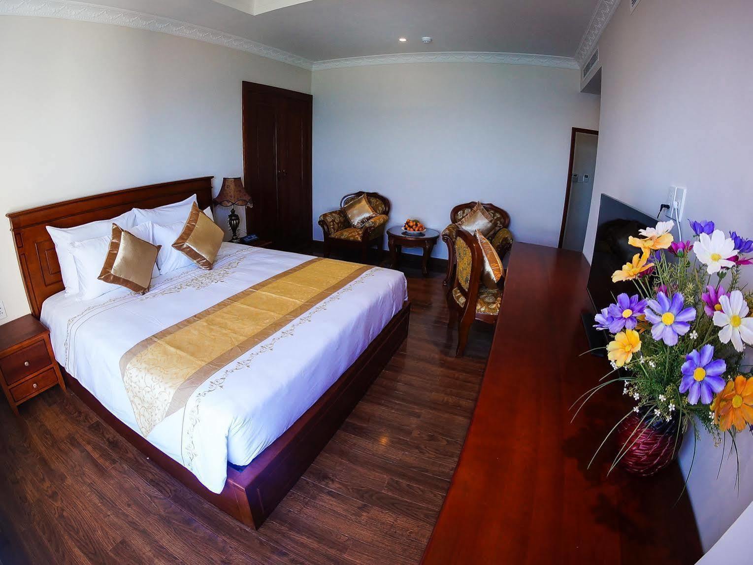 Nha Trang Palace Hotel Esterno foto